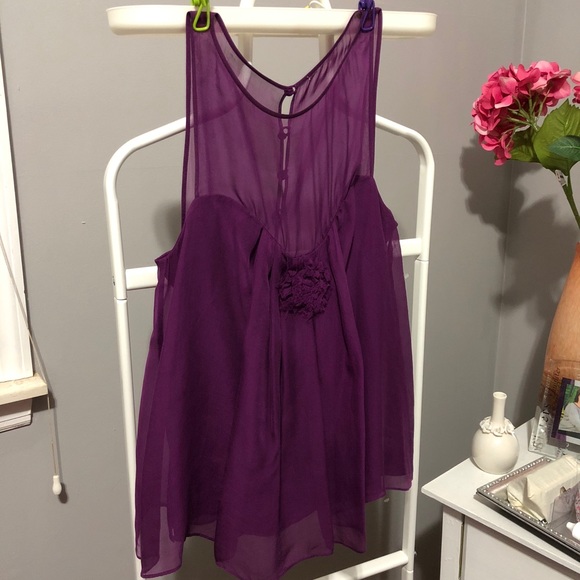 ⬇️Blouse sleeve less purple silk . - Picture 5 of 5